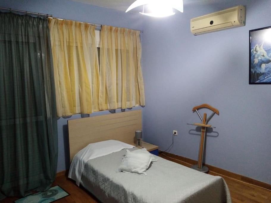 Ferienwohnung Τεσσαρι Στον Ναυτικο Ομιλο Χiου Chios Town Exterior foto